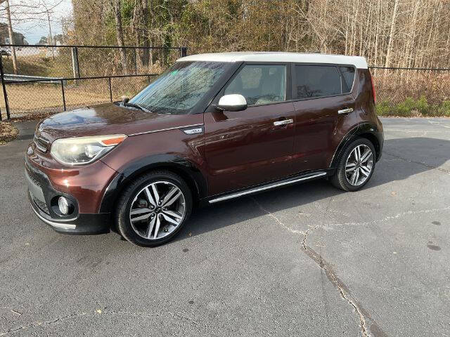 2017 Kia Soul +