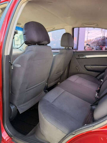 2011 Chevrolet Aveo LT