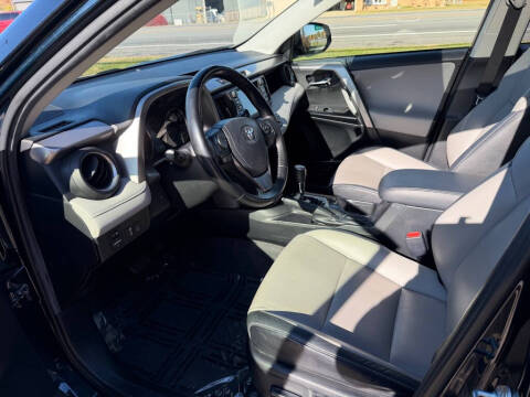 2017 Toyota RAV4 Hybrid Limited