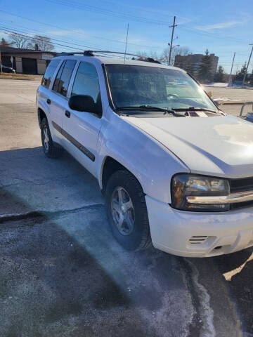 2004 Chevrolet TrailBlazer LS