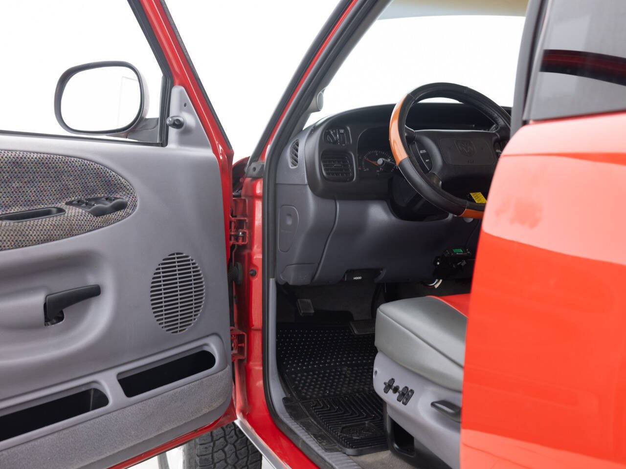 Used Car 2000 Dodge Ram 2500  Slt 4dr 4wd Extended Cab Lb For Sale Under $35,000 In Coal City, Illinois