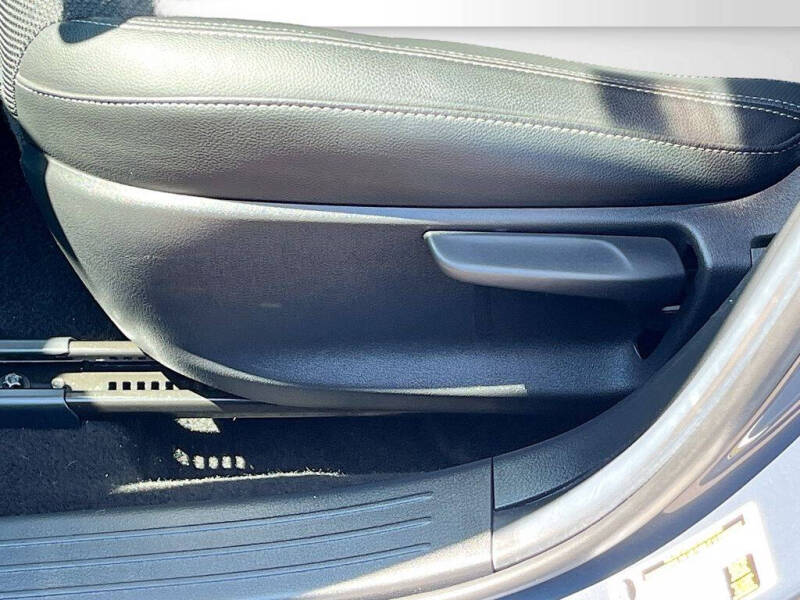 2024 Mazda CX-50 2.5 S Select