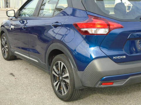 2019 Nissan Kicks SR