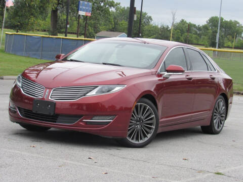 2014 Lincoln MKZ Hybrid for sale at Highland Luxury in Highland IN