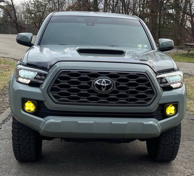 Used 2022 Toyota Tacoma TRD Sport with VIN 3TYCZ5AN3NT067596 for sale in North Huntingdon, PA