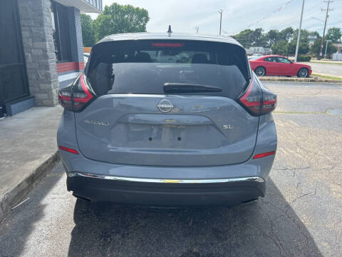 2023 Nissan Murano SL