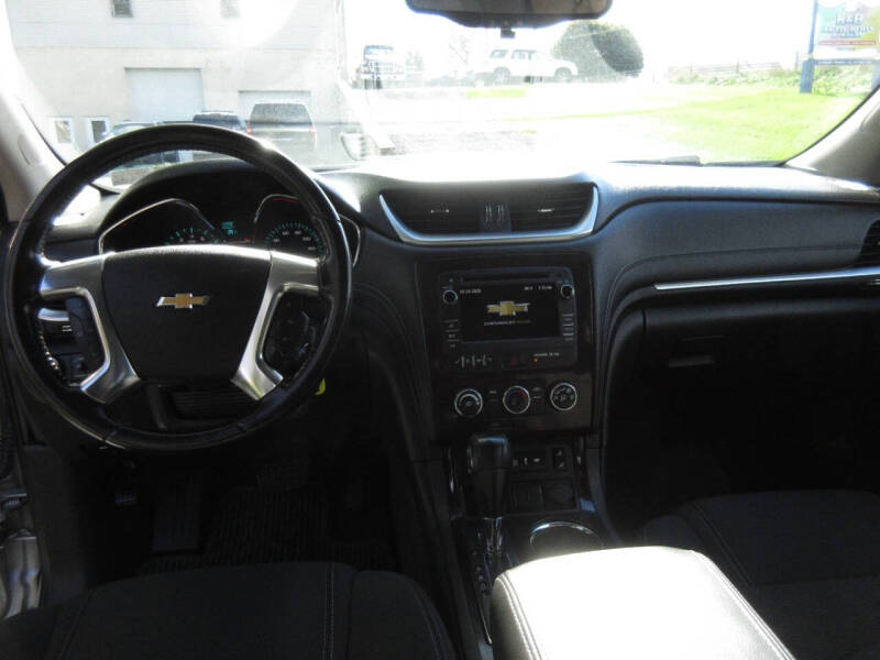 2017 Chevrolet Traverse LT