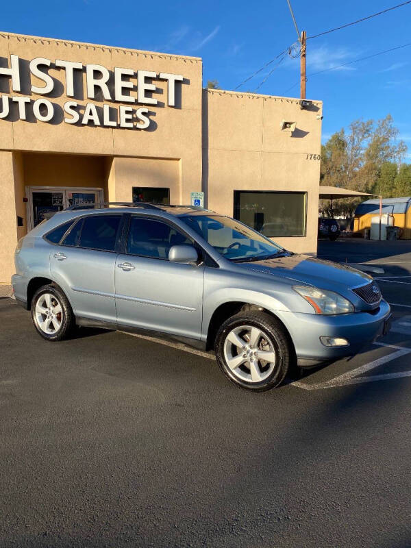 Lexus RX's photo