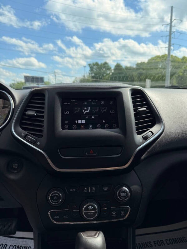 2019 Jeep Cherokee Latitude Plus
