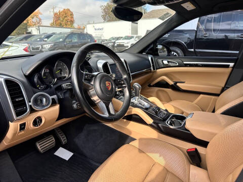 2018 Porsche Cayenne S E-Hybrid Platinum Edition