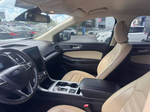 2022 Ford Edge