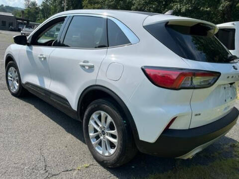 2021 Ford Escape Hybrid SE