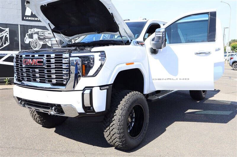 2025 GMC Sierra 3500HD