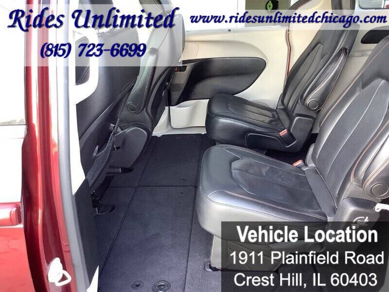 2020 Chrysler Pacifica Touring L