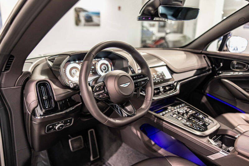 2026 Aston Martin DBX 707