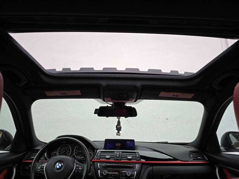 2013 BMW 3 Series 328i