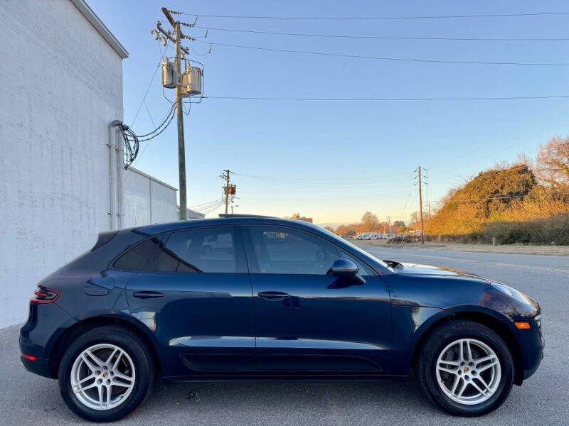 2017 Porsche Macan