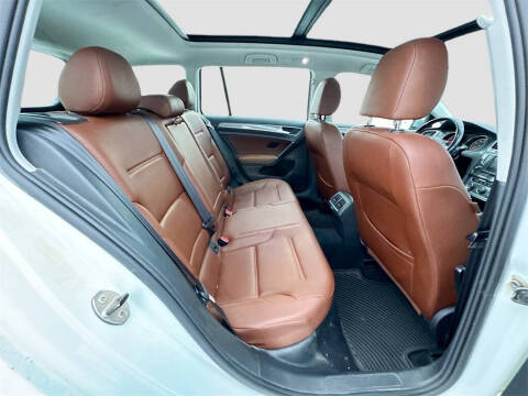 2017 Volkswagen Golf Alltrack