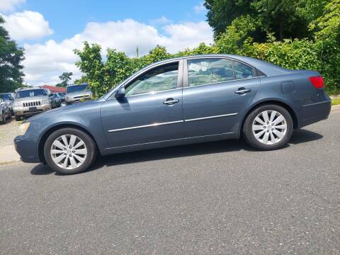 2009 Hyundai Sonata for sale at New Jersey Auto Wholesale Outlet in Union Beach NJ