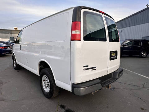 2012 Chevrolet Express 2500