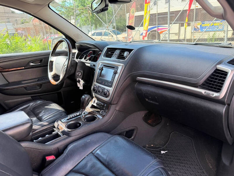 2014 GMC Acadia Denali