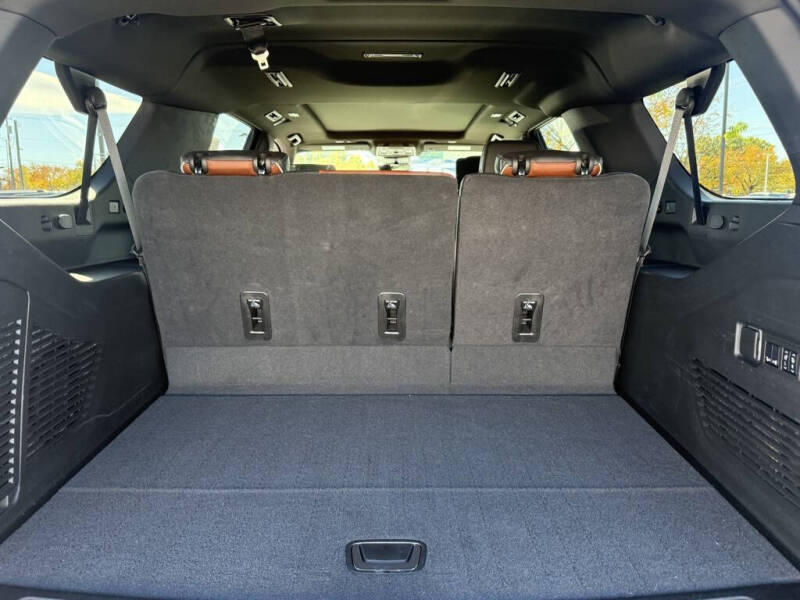 2024 GMC Yukon XL Denali Ultimate