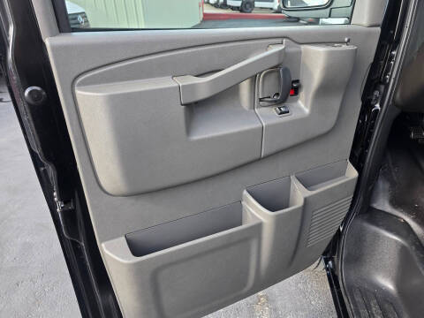 2023 GMC Savana 3500