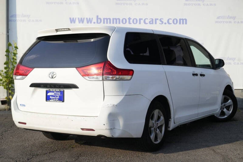 2011 Toyota Sienna Base 7-Passenger