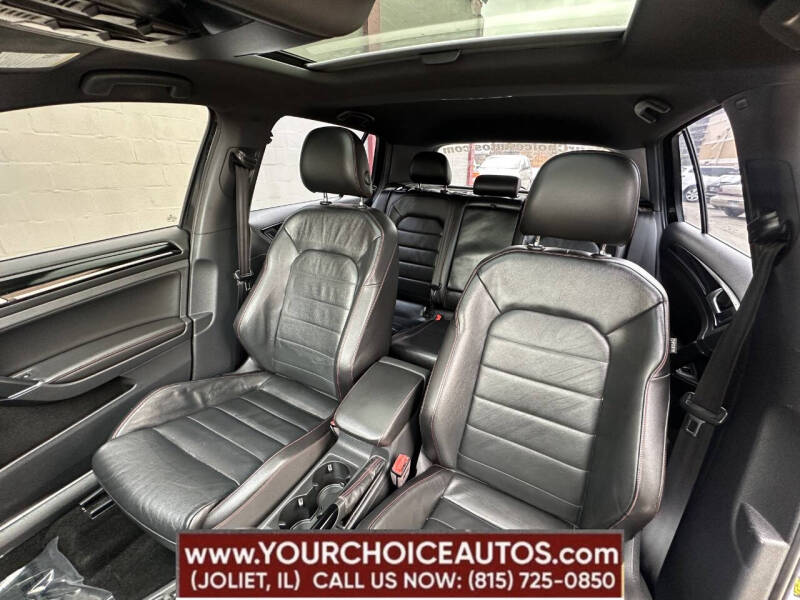 2017 Volkswagen Golf GTI Sport