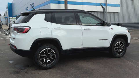 2025 Jeep Compass Trailhawk