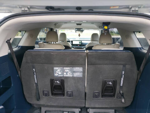 2025 Kia Carnival Hybrid EX