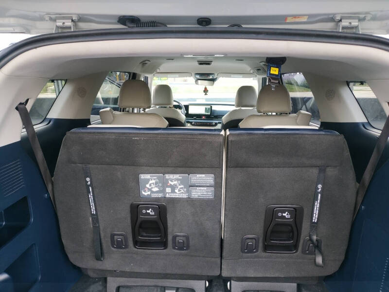2025 Kia Carnival Hybrid EX