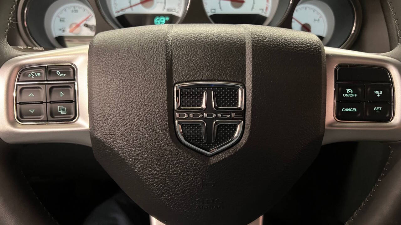2013 Dodge Challenger 22