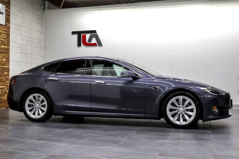 2016 Tesla Model S 75