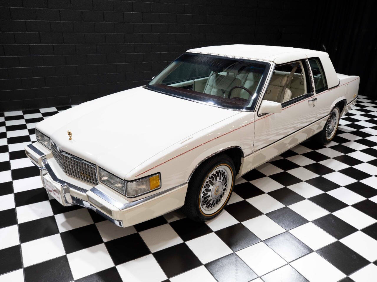 1990 Cadillac DeVille 7