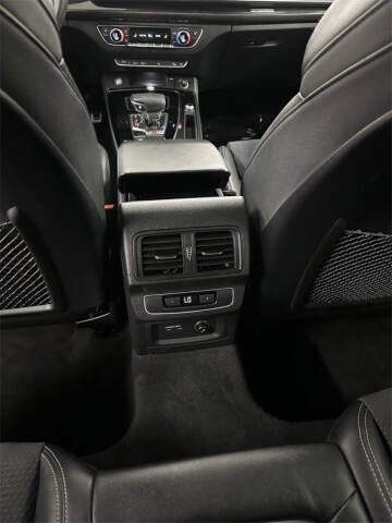 2022 Audi SQ5 Sportback 3.0T quattro Premium Plus