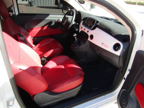 2017 FIAT 500 Lounge