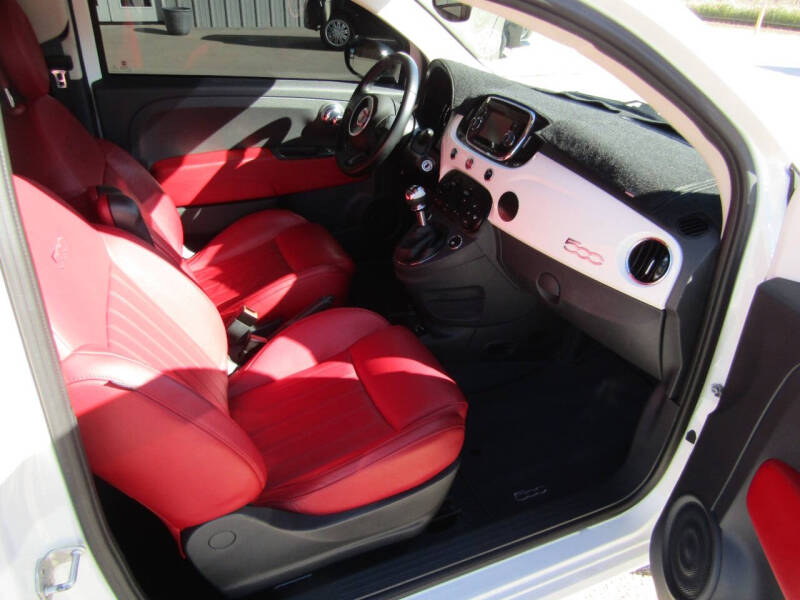 2017 FIAT 500 Lounge