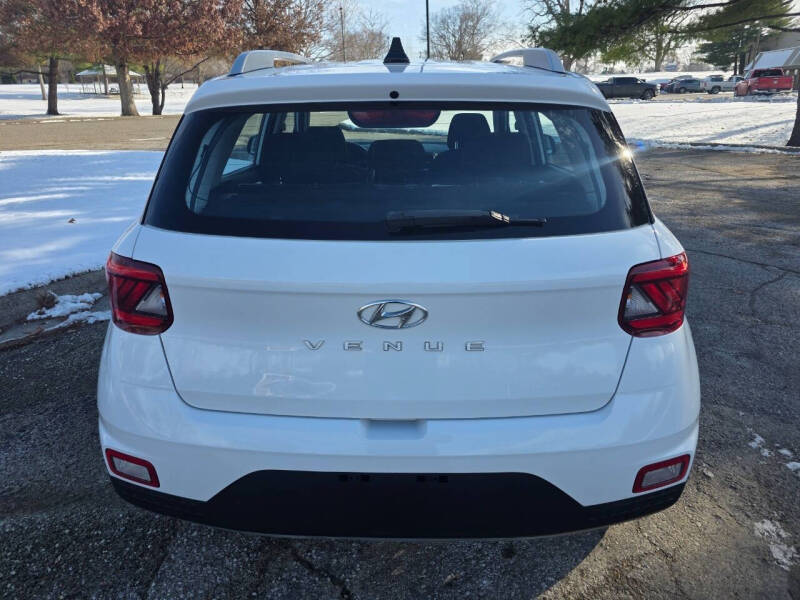 2021 Hyundai Venue SEL