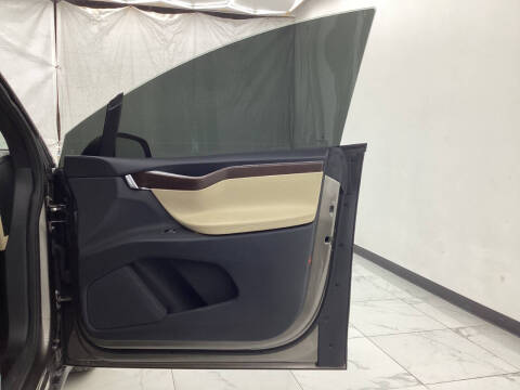 2016 Tesla Model X P90D