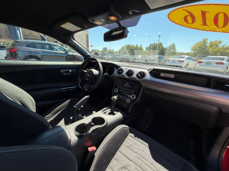 2016 Ford Mustang