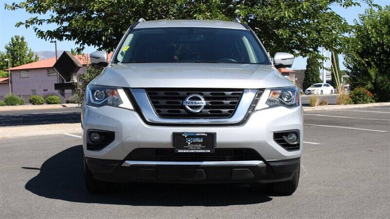 2020 Nissan Pathfinder SL
