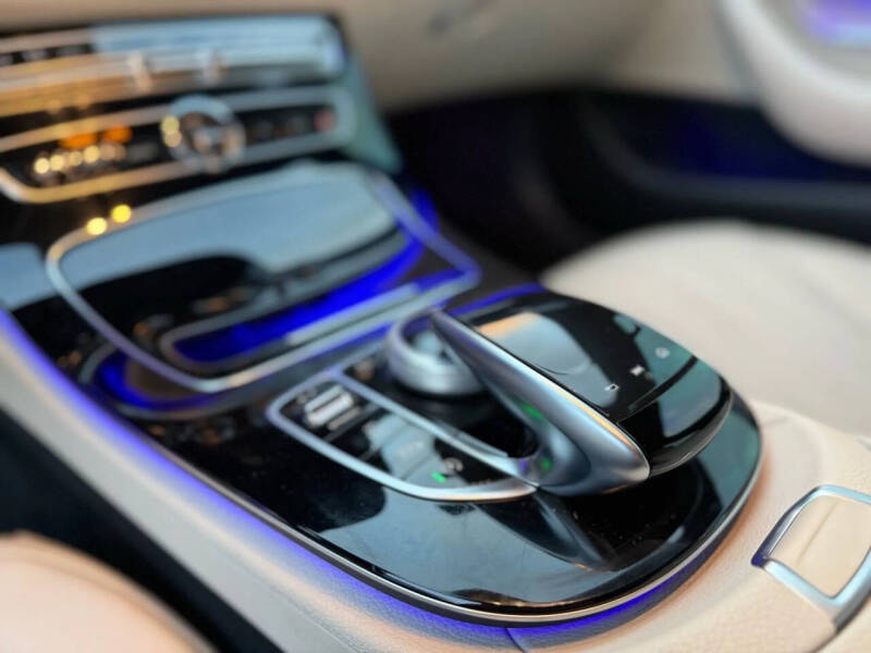 2018 Mercedes-Benz E-Class E 300