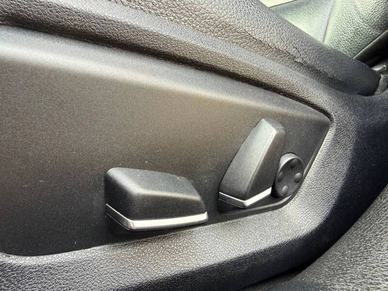 2015 BMW 5 Series 528i