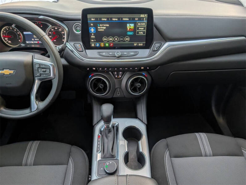 2025 Chevrolet Blazer LT