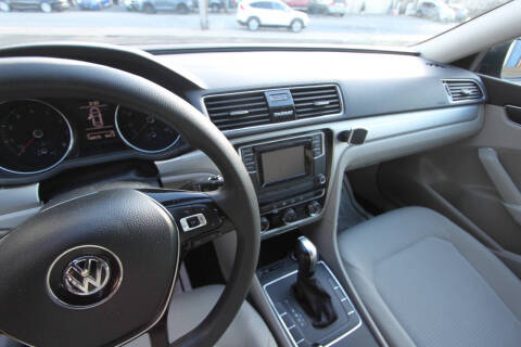 2018 Volkswagen Passat 2.0T S