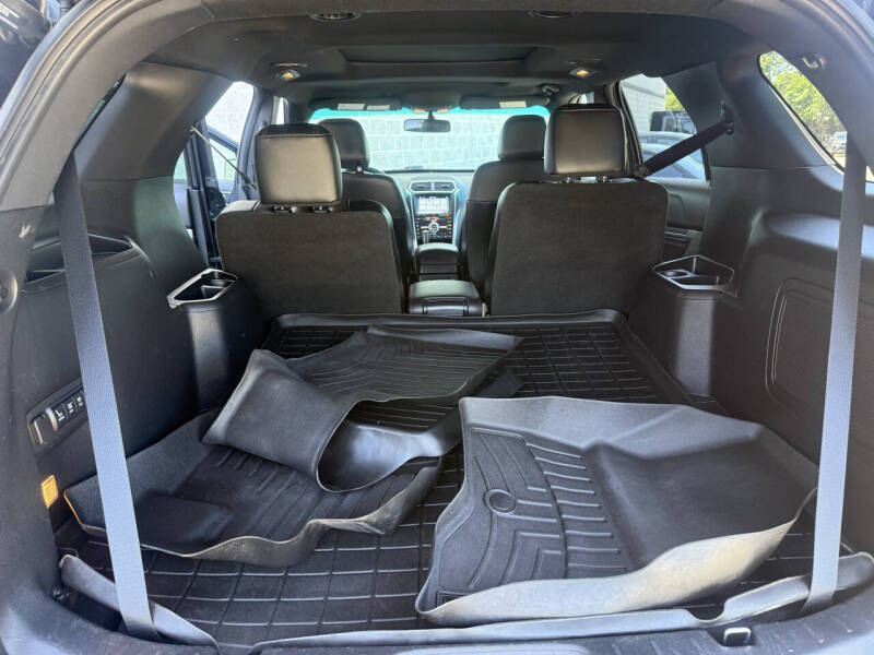 2017 Ford Explorer Sport
