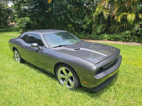 2014 Dodge Challenger for sale at Auto Tempt  Leasing Inc in Miami FL