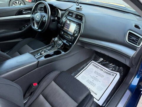 2017 Nissan Maxima