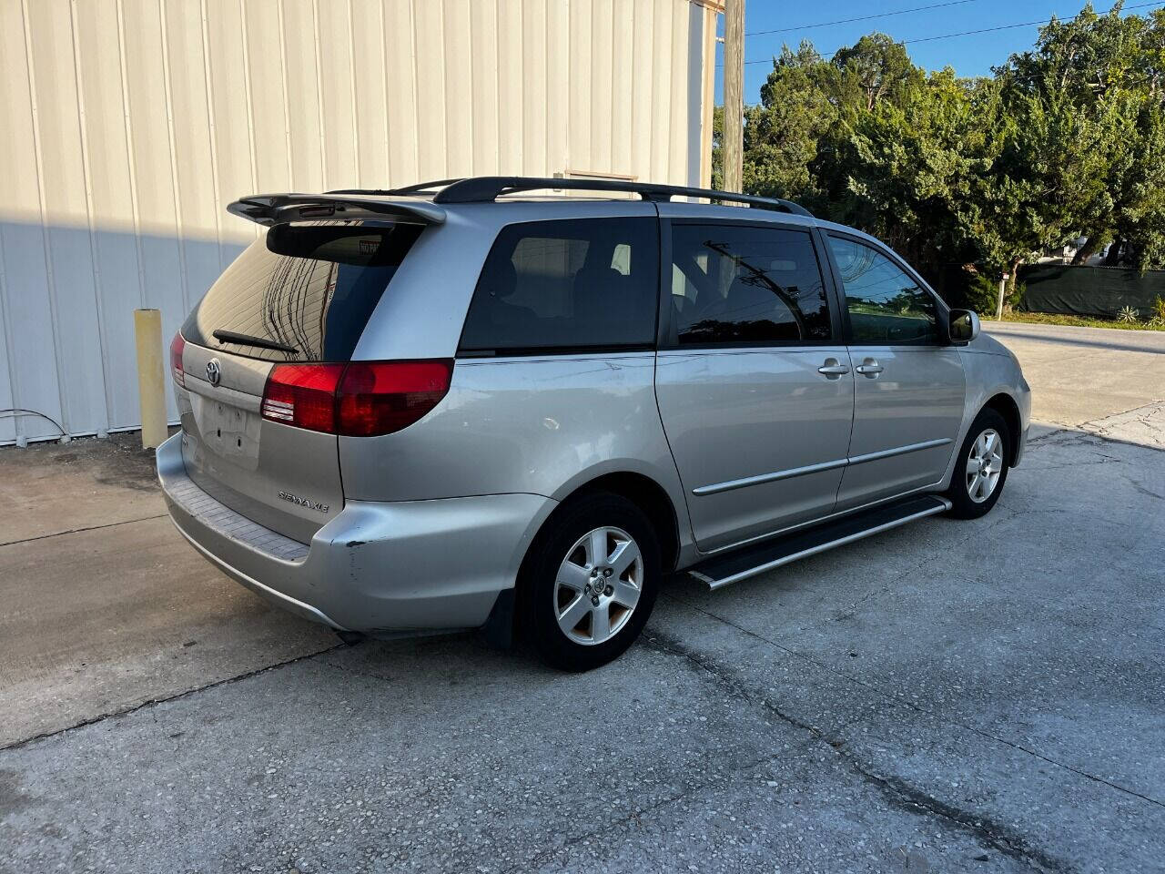 2005 Toyota Sienna for sale at Bearmotive, Inc. in Hudson, FL